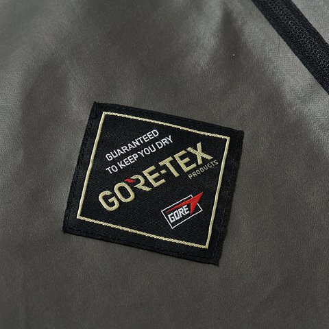 Palace GORE-TEX R-TEK JACKET BLACK - Colorway