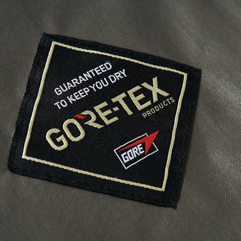 Palace GORE-TEX R-TEK JACKET STONE - Colorway