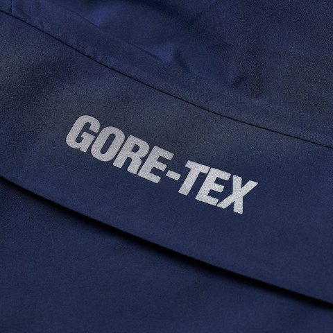 Palace GORE-TEX R-TEK CARGO SHORT NAVY - Colorway