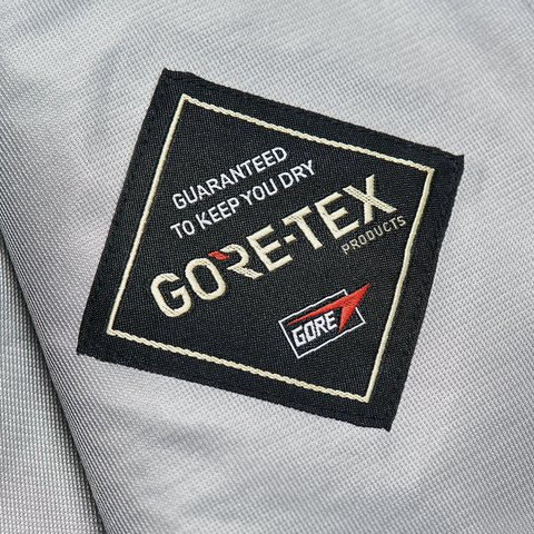 Palace GORE-TEX 3L JACKET BLACK - Colorway