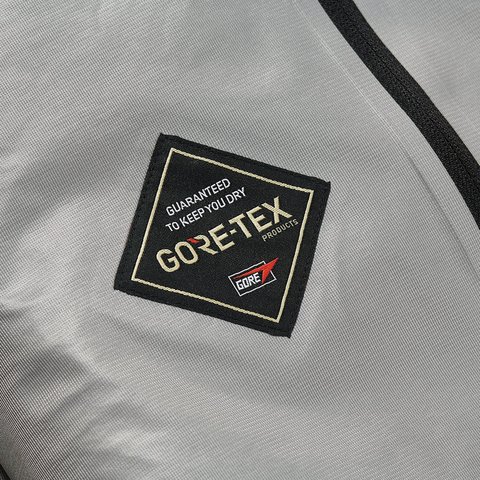 Palace GORE-TEX 3L JACKET TIGER ORANGE - Colorway