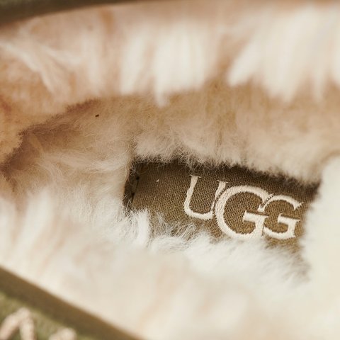 Palace PALACE UGG TASMAN SLIPPER BURNT OLIVE - Colorway