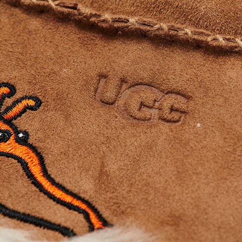 Palace PALACE UGG SHEEPSKIN MITTEN CHESTNUT - Colorway