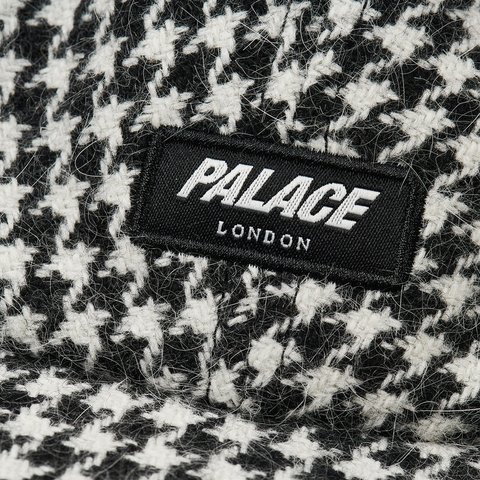 Palace REVERSO EARFLAP 4-PANEL HOUNDSTOOTH WHITE - Colorway