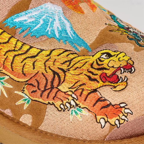 Palace PALACE UGG ULTRA MINI BOOT CHESTNUT CAMO - Colorway