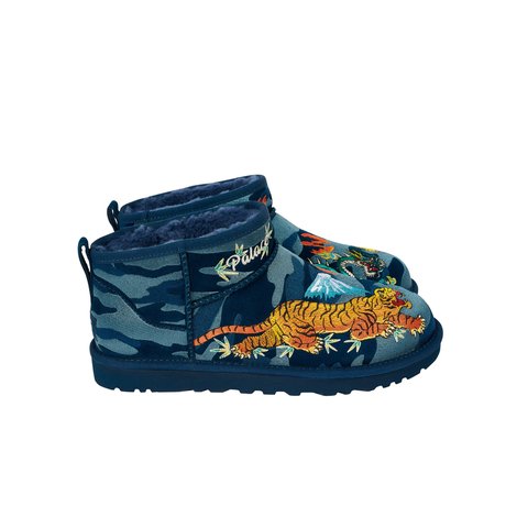 Palace PALACE UGG ULTRA MINI BOOT NAVY CAMO - Colorway