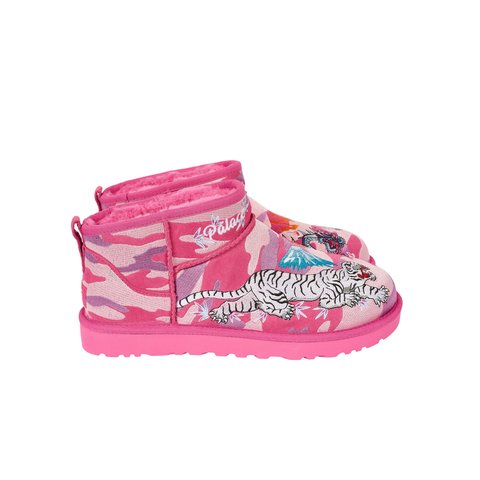 Palace PALACE UGG ULTRA MINI BOOT PINK CAMO - Colorway