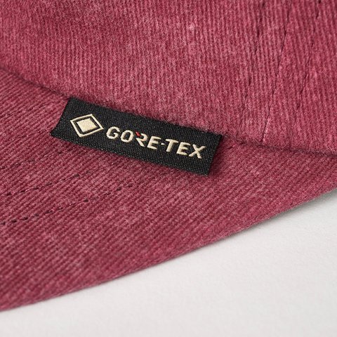Palace PIGMENT DYE GORE-TEX PAL HAT WINE - Colorway