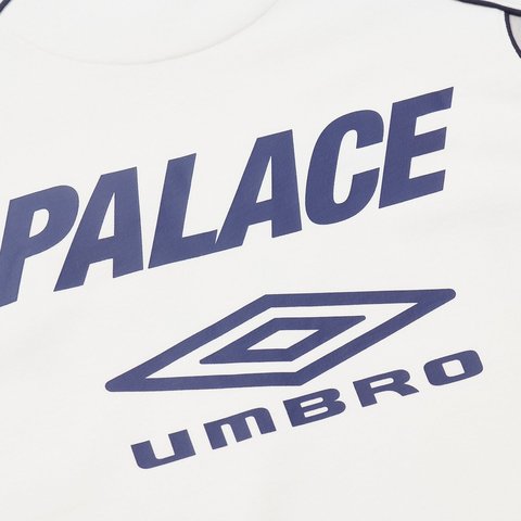 Palace PALACE UMBRO WARM UP CREW WHITE - Colorway