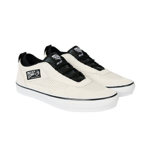 Palace PALACE VANS LOW WHITE - €100.00