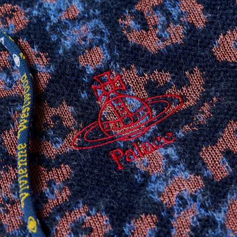 Palace PALACE VIVIENNE WESTWOOD KNIT HOOD PINK LEOPARD - Colorway