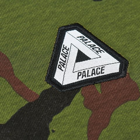 Palace SOFAR T-SHIRT WOODLAND CAMO - Colorway