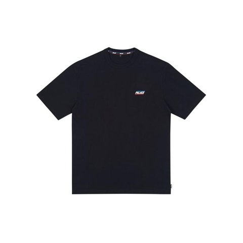 BASICALLY A T-SHIRT BLACK