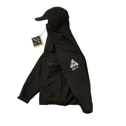 PALACE GORE-TEX P CAP JACKET BLACK