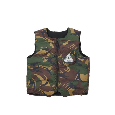 Palace GORE-TEX INFINIUM REVERSO DOWN VEST BLACK / URBAN CAMO - Colorway