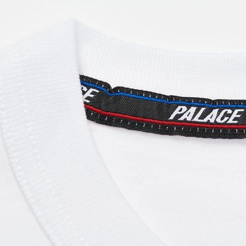 Palace BASICALLY A T-SHIRT WHITE - Colorway