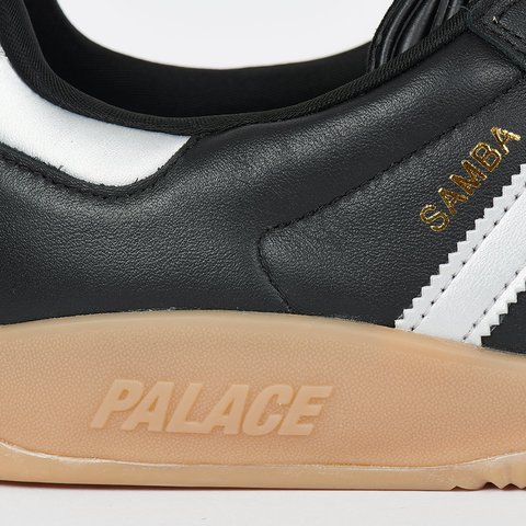 Palace ADIDAS PALACE PUIG SAMBA CORE BLACK / SILVER METALIC / GUM - Colorway