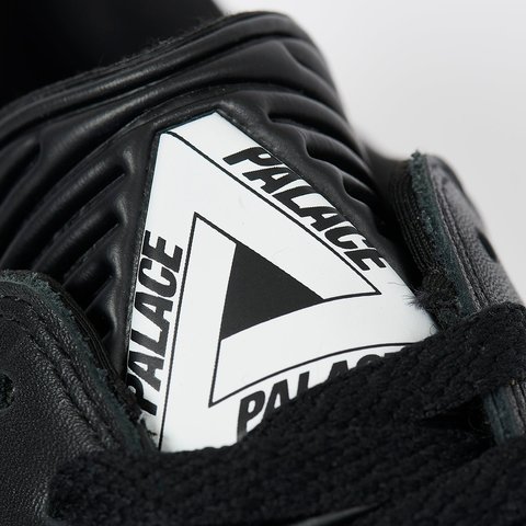Palace ADIDAS PALACE PUIG SAMBA CORE BLACK / SILVER METALIC / GUM - Colorway
