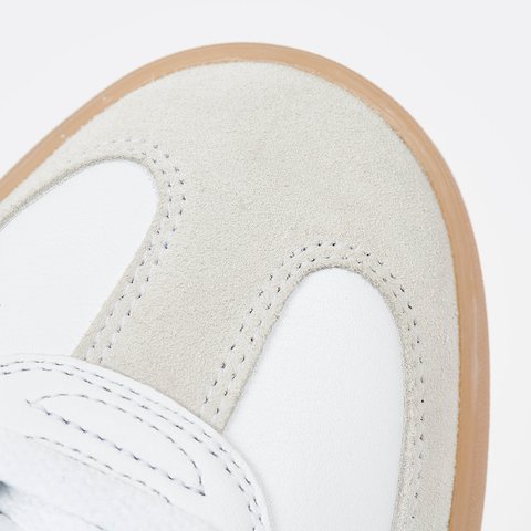 Palace ADIDAS PALACE PUIG SAMBA FTWR WHITE / CORE BLACK / GUM - Colorway