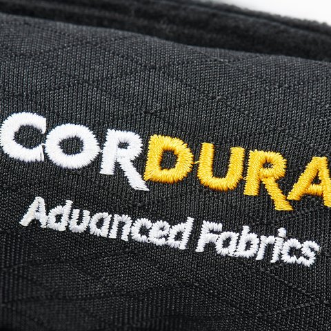 Palace CORDUROY SHOT BAG BLACK - Colorway