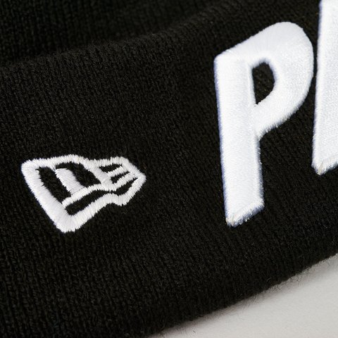 Palace NEW ERA PEAK BEANIE BLACK - Colorway