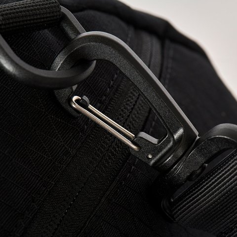 Palace CORDURA Y-RIP HOLDALL BLACK - Colorway