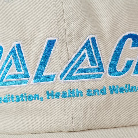 Palace WELLNESS PAL HAT SOFT WHITE - Colorway
