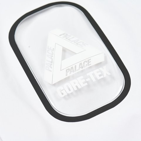 Palace GORE-TEX 3L TEK JACKET CLOUD / BLACK - Colorway
