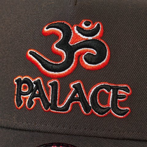 Palace PALACE OM NEW ERA A-FRAME BROWN - Colorway