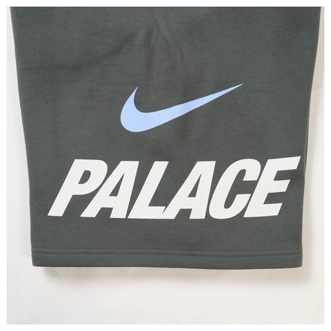 Palace PALACE NIKE SWEAT SHORT CHARCOAL - Style 4