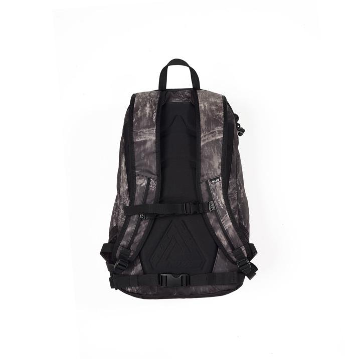 REAL TREE RUCKSTACK BLACK