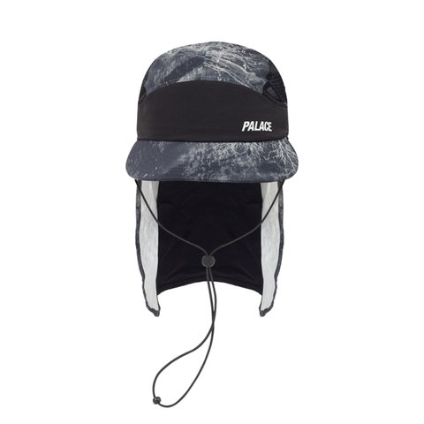 Palace REAL TREE FISHING CAMO RUNNER BLACK - Colorway