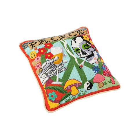 HIPPY SALUTE CUSHION MULTI