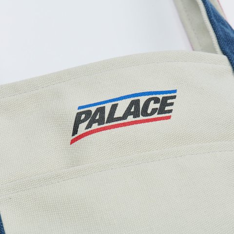 Palace BASICALLY A TOTE WHITE - Colorway