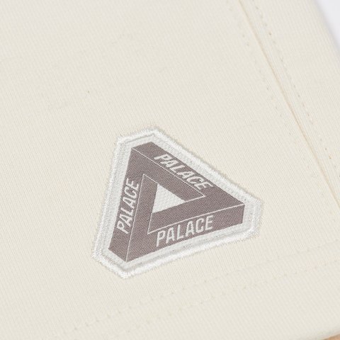 Palace SOFAR SWEAT SHORT SOFT WHITE - Colorway