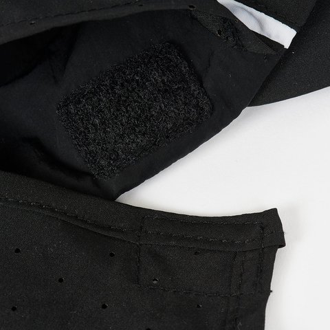 Palace PALLONCINO NECK SAVER RUNNER BLACK - Colorway