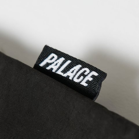 Palace PIPED SHELL PULLOVER BLACK - Colorway