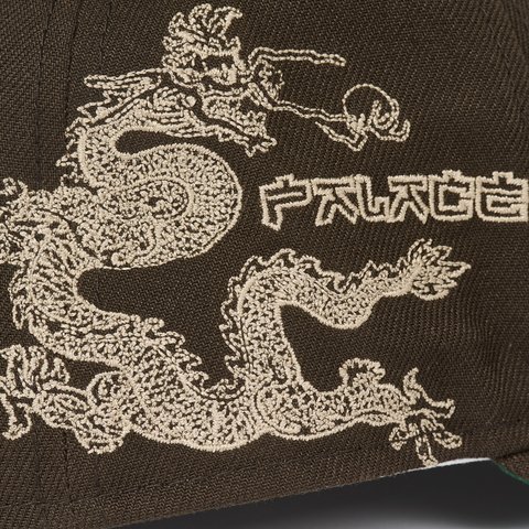 Palace DRAGON P NEW ERA LP 59FIFTY BROWN - Colorway