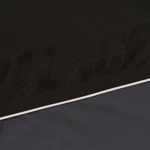 Palace LAZER SHELL SHORT BLACK - Colorway