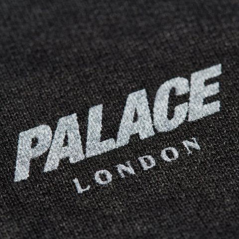 Palace PIGMENT WASH PALACE LONDON ZIP FUNNEL BLACK - Colorway