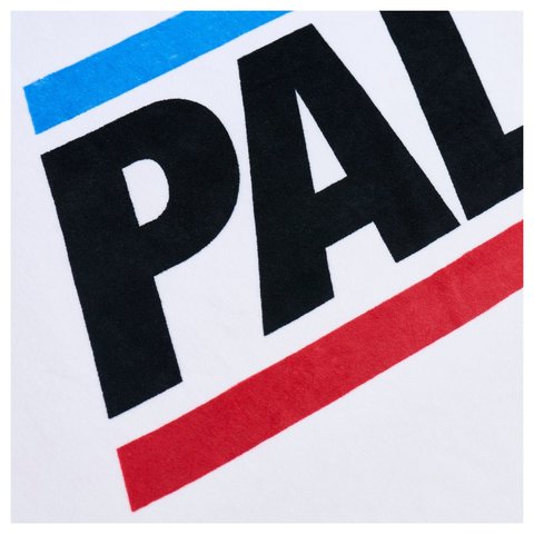 Palace BASICALLY A BEACH TOWEL WHITE - Style 3