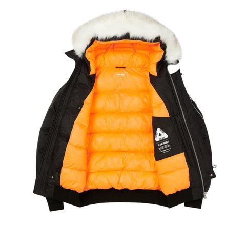 Palace P-2B SHORT PARKA BLACK