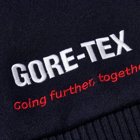 Palace GORE-TEX GOING FURTHER VARSITY NAVY - Colorway