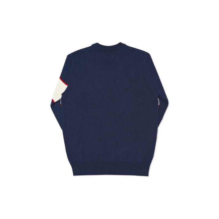 Palace Winter 2016