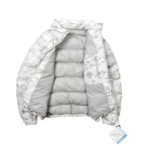 Palace PALACE GORE-TEX INFINIUM PUFFA SNOW CAMO - Colorway