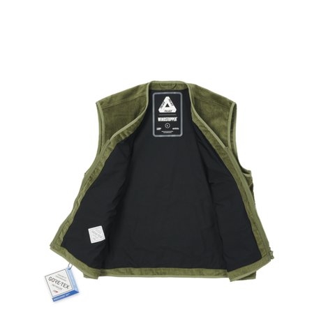 Palace GORE-TEX INFINIUM CORDUROY VEST GREEN - Colorway