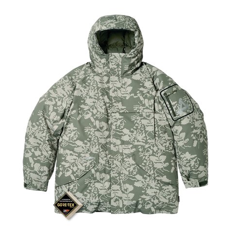Palace GORE-TEX CARGO DOWN PARKA LEAF DPM - $708.00