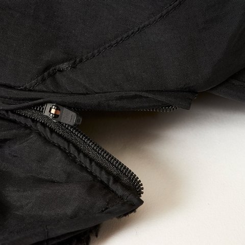 Palace MICRO EARFLAP RUNNER BLACK - Colorway