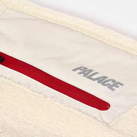 Palace FLEECE P LINER SOFT WHITE - Colorway