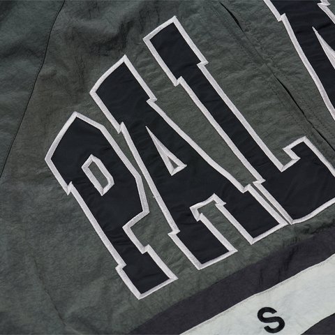 Palace BREAKOUT HALF ZIP BOMBER BLACK / SILVER - Colorway